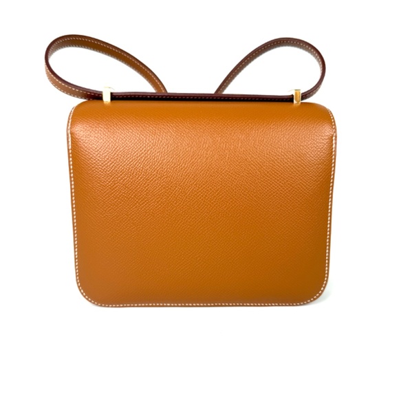 Authentic HERMES Constance 18 Epsom Gold on Gold Leather Crossbody Bag - Picture 5 of 12
